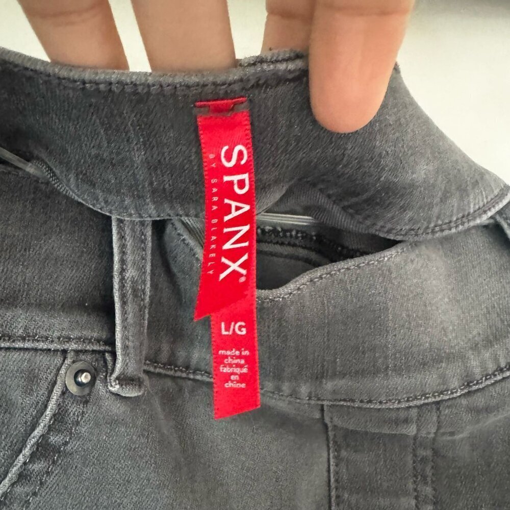 SPANX Women's Distressed Denim Skinny Pants (Grey, Large) - Picture 5 of 12
